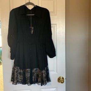 Alice and Olivia med black and nude lace dress